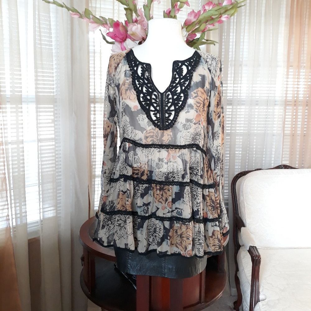 Johnny Was 4 love and liberty boho style top